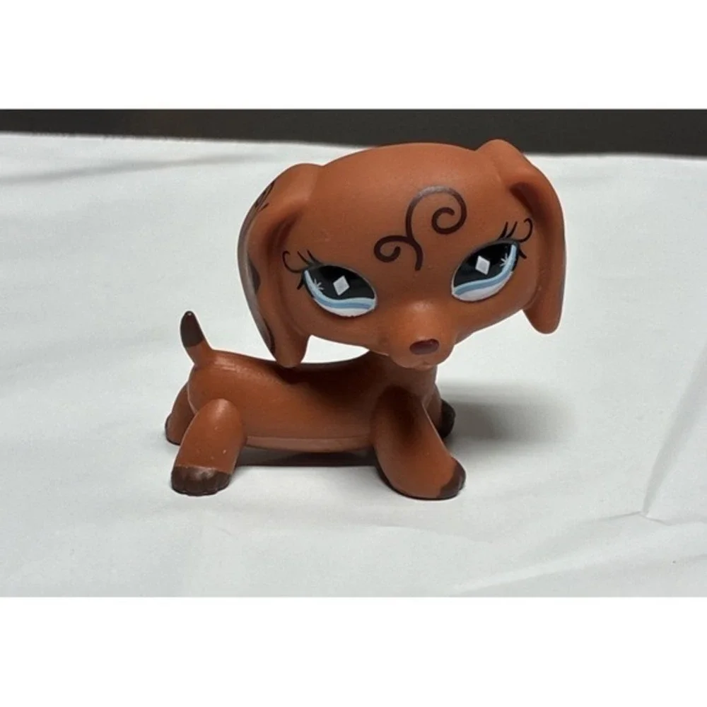 Littlest Pet Shop #640 Dachshund Brown Swirl Blue Diamond Eyes LPS